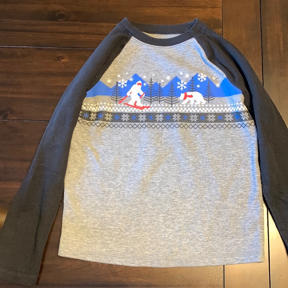 Warm long sleeve winter themed boys shirt!